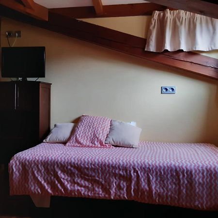 Hotel La Plaza Proaza Εξωτερικό φωτογραφία
