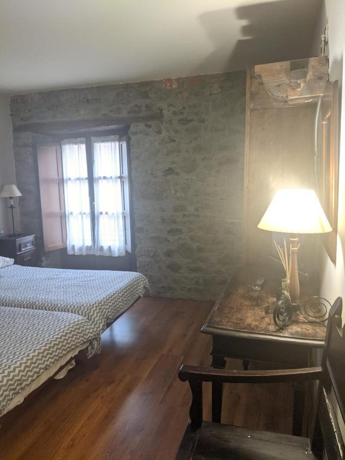 Hotel La Plaza Proaza Εξωτερικό φωτογραφία