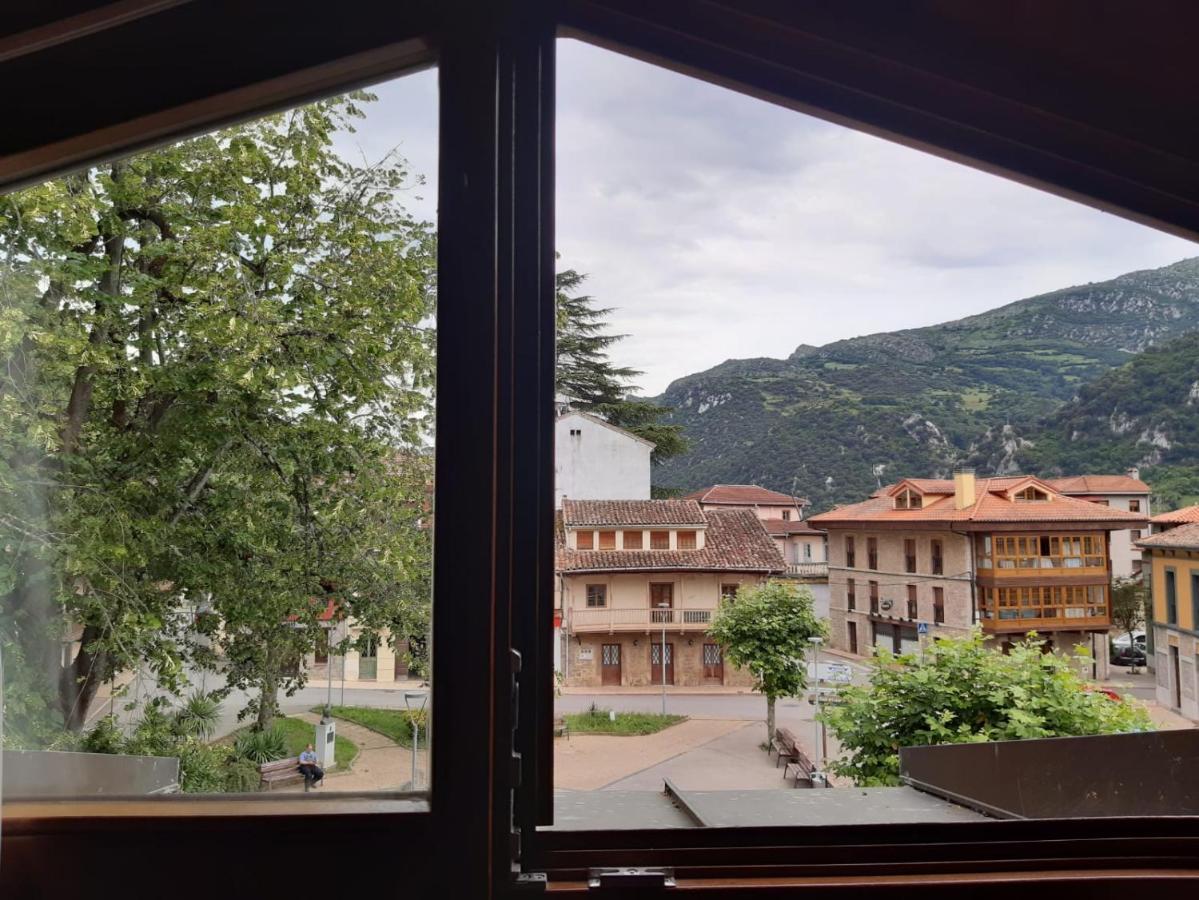 Hotel La Plaza Proaza Εξωτερικό φωτογραφία